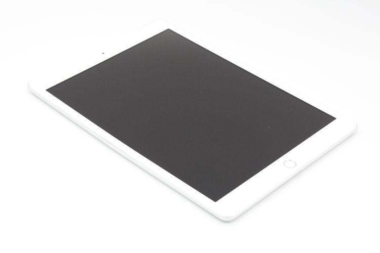 �������ò� iPad ��8���� 128GB Wi-Fi+Cellular��ǥ� ����С� J���