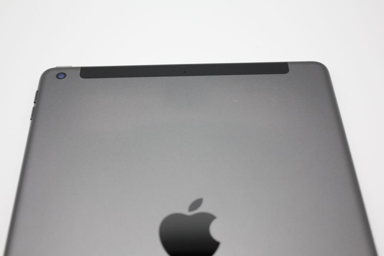 ���� iPad ��9���� 64GB Wi-Fi + Cellular��ǥ� ���ڡ������쥤 A���