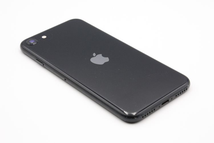 iPhoneSE ��3���� 64GB SIM�ե꡼ �ߥåɥʥ��� C���