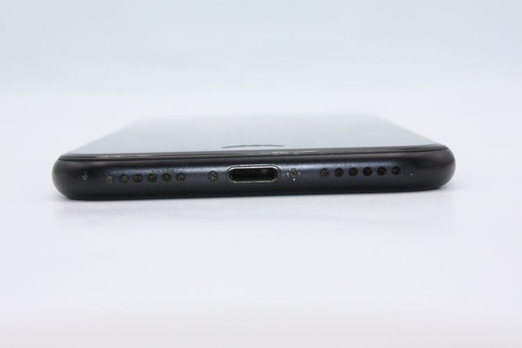 iPhoneSE ��2���� 64GB �֥�å� SIM���å�����Ѥ� B���