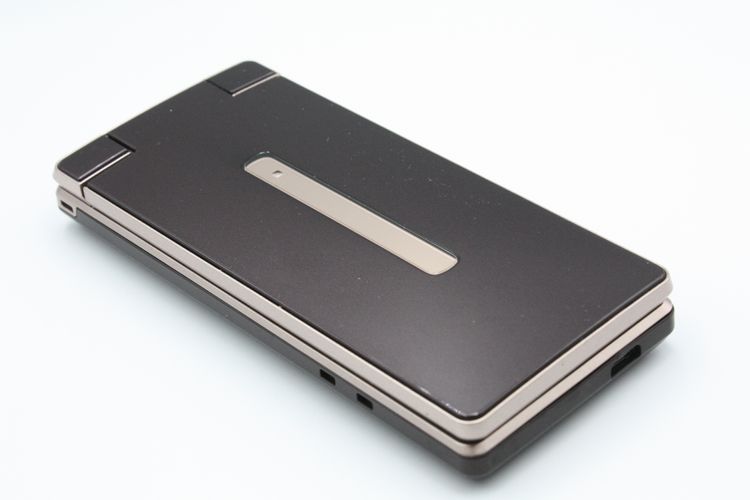 AQUOS K SHF32 ����С� SIM���å�����Ѥ� B���