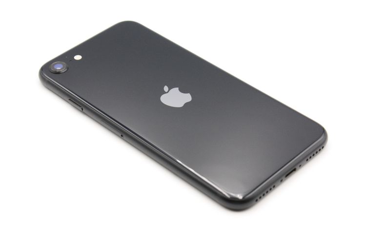 iPhoneSE ��3���� 64GB SIM�ե꡼ �ߥåɥʥ��� C���