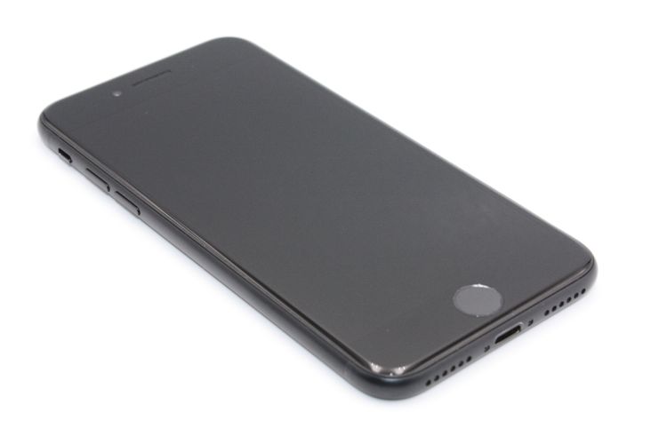 iPhoneSE ��3���� 64GB SIM�ե꡼ �ߥåɥʥ��� B���