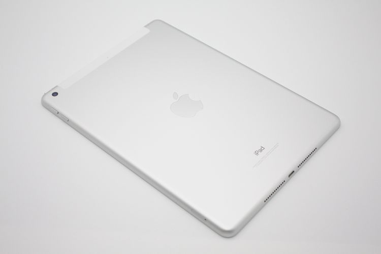 �ò� iPad ��6���� 32GB Wi-Fi+Cellular��ǥ� Silver B���