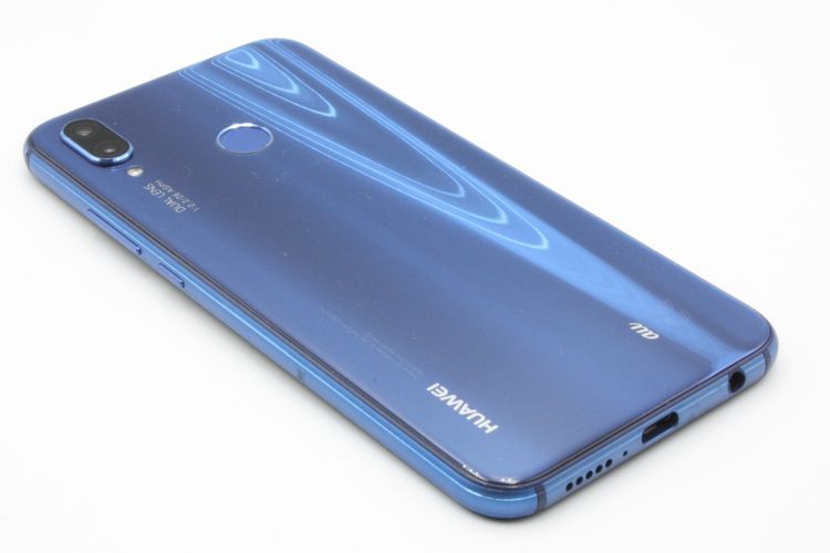 �������ò� HUAWEI P20 lite HWV32 ���饤��֥롼 SIM���å�����Ѥ�