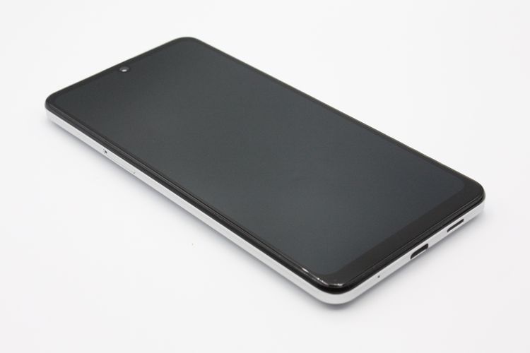 ムスビー｜AQUOS zero5G basic DX SHG02 ホワイト SIMロック解除済み C