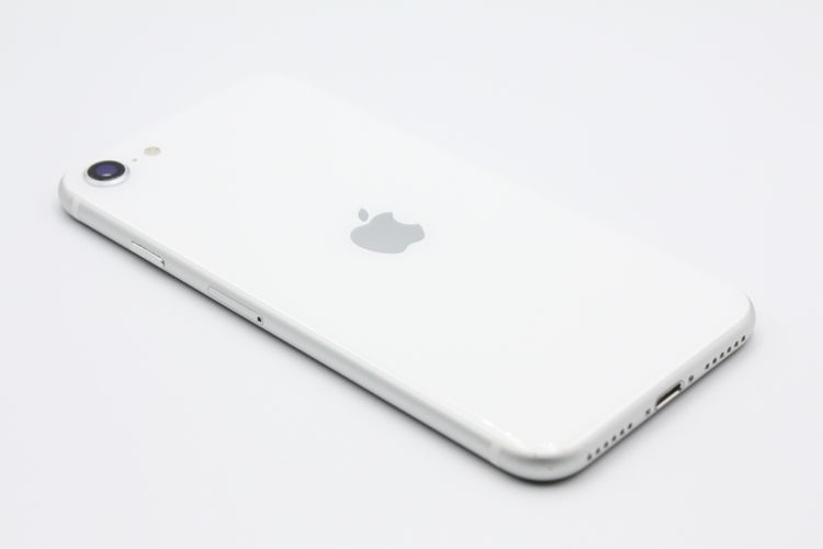 iPhoneSE ��2���� 64GB �ۥ磻�� SIM�ե꡼ C���
