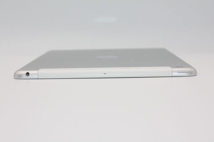 �������ò� iPad Air ��1���� Wi-Fi + Cellular��ǥ� 16GB B���