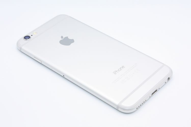 �Хåƥ꡼�����ɹ�(100��) iPhone6 16GB ����С� au B���