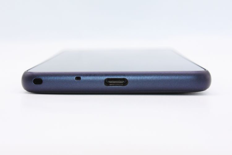 Qua phone QZ KYV44 ����ǥ��� SIM���å�����Ѥ� B���