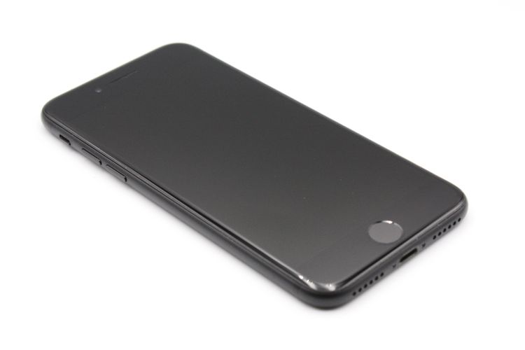 iPhone7 32GB SIM���å�����Ѥ� �֥�å� B���