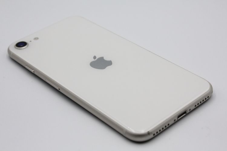 iPhoneSE ��3���� 64GB SIM�ե꡼ �������饤�� B���
