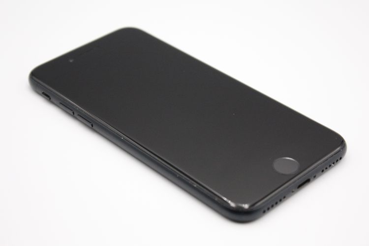 iPhoneSE ��3���� 64GB SIM�ե꡼ �ߥåɥʥ��� C���