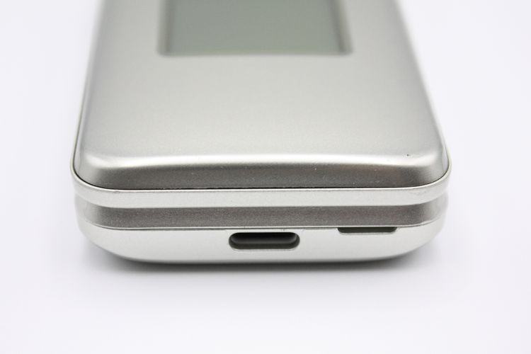 ���� ���󤿤󥱡����� KYF41 �����ѥ󥴡���� SIM���å�����Ѥ�