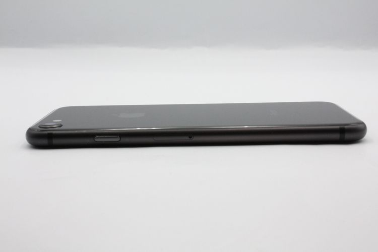 iPhone8 64GB SIM���å�����Ѥ� ���ڡ������쥤