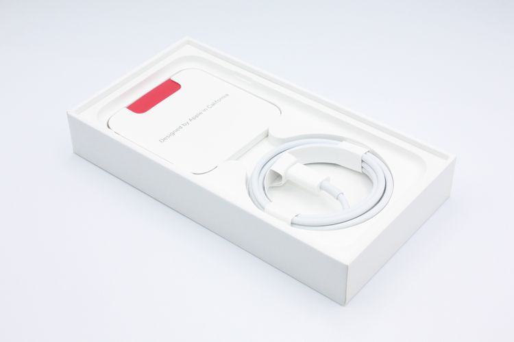 ̤ iPhoneSE 2 64GB å SIMե꡼