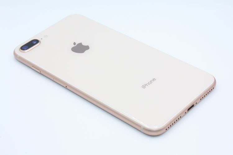 �������ò� �Хåƥ꡼�����ɹ�(98%) iPhone 8 Plus 64GB ������� B���