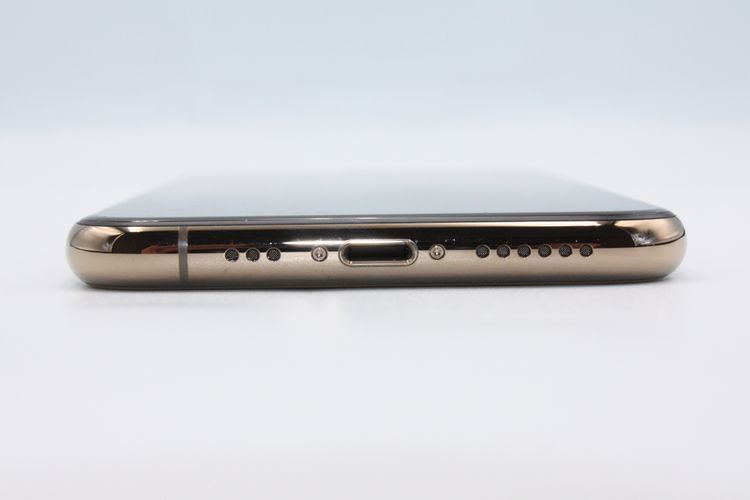 �������ò� �Хåƥ꡼�����ɹ�(96��) iPhone11Pro 64GB ������� �������