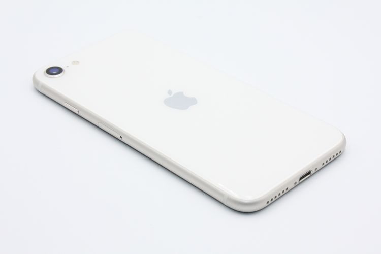 ���� iPhoneSE ��3���� 64GB SIM�ե꡼ �������饤�� A���