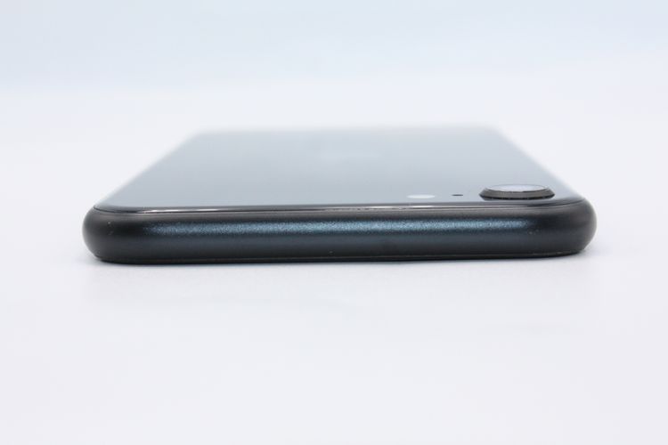 iPhoneSE ��3���� 64GB SIM�ե꡼ �ߥåɥʥ��� B���