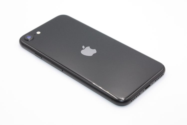 �������ò� iPhoneSE ��2���� 64GB �֥�å� SIM���å�����Ѥ� A���