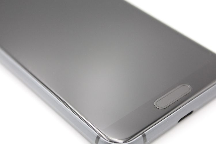 AQUOS sense3 SHV45 Black SIM���å�����Ѥ� B���