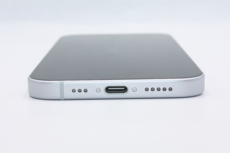 �������ò� �Хåƥ꡼�����ɹ�(100%) iPhone15 128GB �֥롼 C���