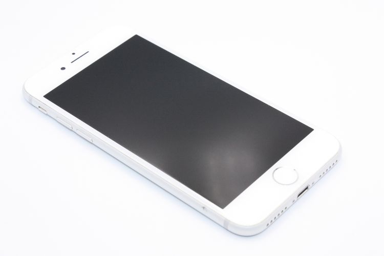 iPhone7 32GB SIM���å�����Ѥ� ����С� B���