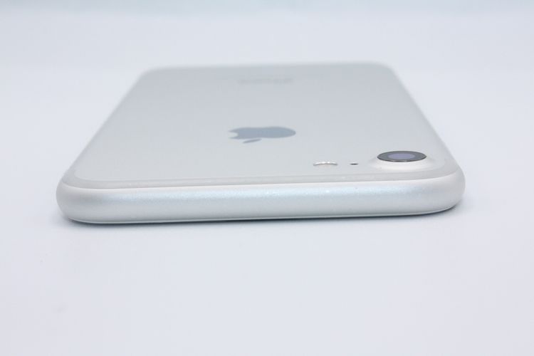 Хåƥ꡼ɹ(100%) iPhone7 32GB SIMåѤ С B