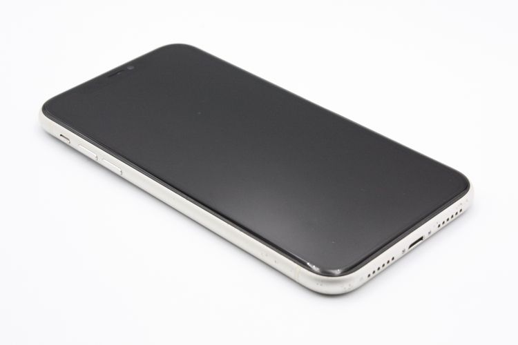 �������ò� iPhone11 64GB SIM���å�����Ѥ� �ۥ磻�� �������