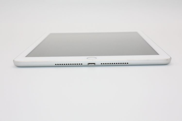 iPad ��5���� Wi-Fi+Cellular��ǥ� 32GB SIM���å�����Ѥ� B���