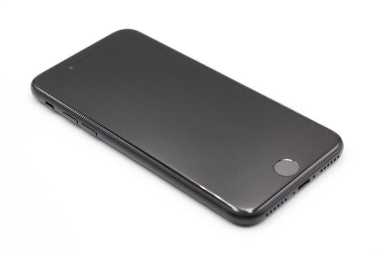 �Хåƥ꡼�����ɹ�(100%) iPhoneSE ��3���� 64GB SIM�ե꡼ B���