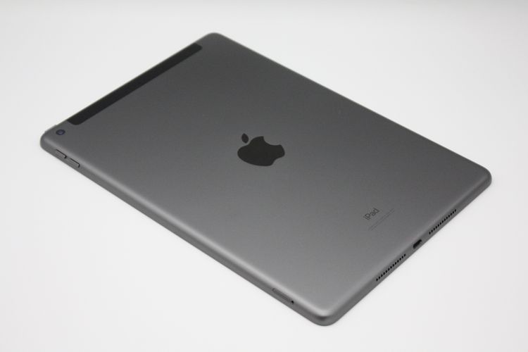 ���� iPad ��8���� 32GB Wi-Fi+Cellular��ǥ� ���ڡ������쥤 A���