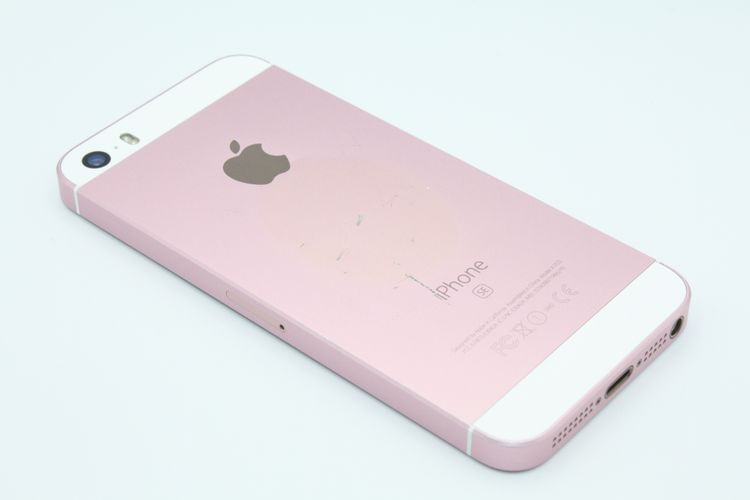 �������ò� �Хåƥ꡼�����ɹ�(97%) iPhoneSE ��1���� 16GB C���