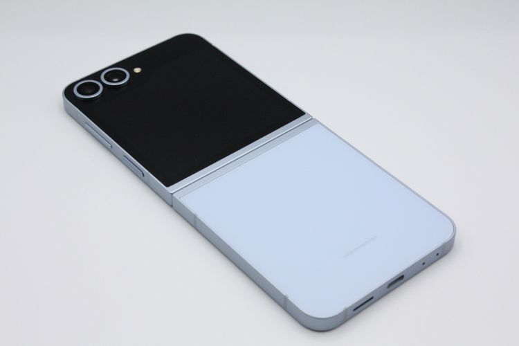 Galaxy Z Flip6 SCG29 au��SIM�ե꡼�֥롼 B���