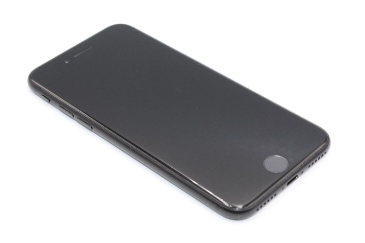 iPhoneSE ��2���� 64GB �֥�å� SIM���å�����Ѥ� B���