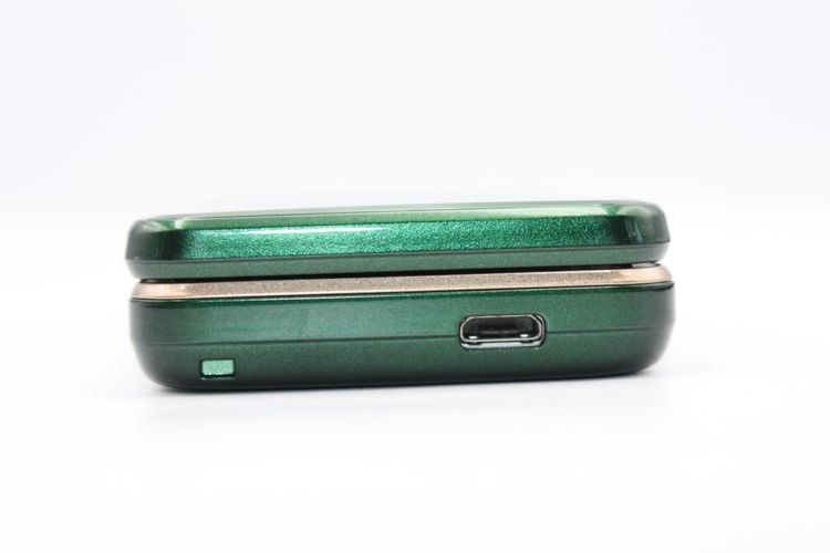 AQUOS K SHF34 ������륰�꡼�� SIM���å�����Ѥ� B���