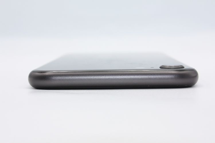 �������ò� iPhone8 64GB SIM���å�����Ѥ� ���ڡ������쥤 C���