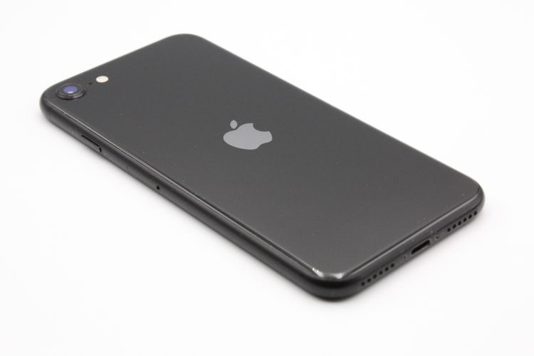 �������ò� iPhoneSE ��2���� 64GB �֥�å� SIM���å�����Ѥ� B���