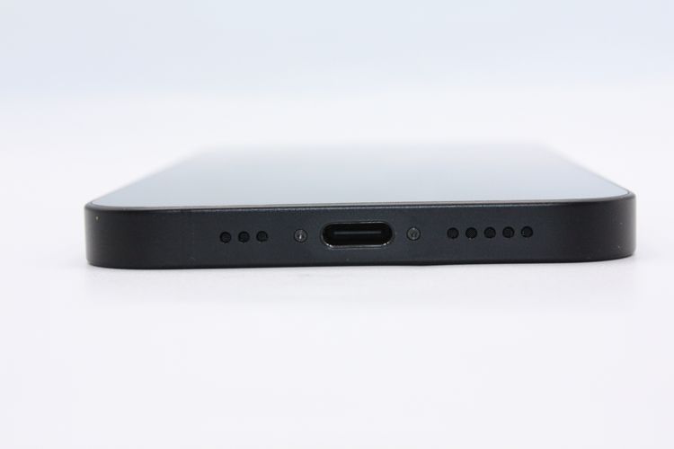 ���� �Хåƥ꡼�����ɹ�(100%) iPhone16e 128GB �֥�å� A���