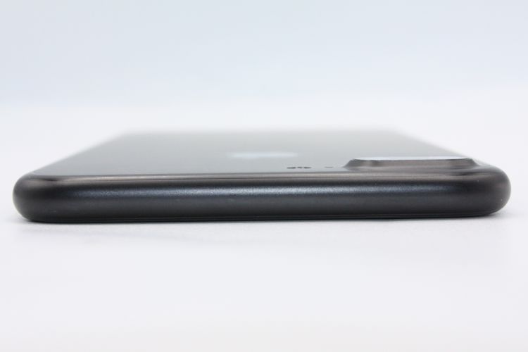 �������ò� iPhone7Plus 32GB SIM���å�����Ѥ� �֥�å� B���