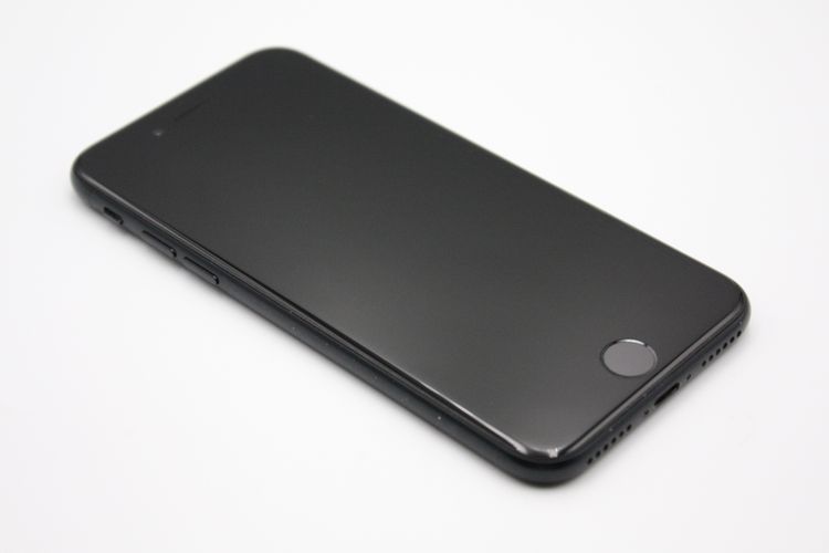 iPhoneSE ��3���� 64GB SIM�ե꡼ �ߥåɥʥ��� B���