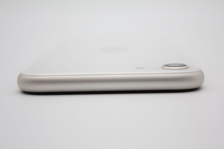 �������ò� iPhoneSE ��3���� 64GB SIM�ե꡼ �������饤�� B���