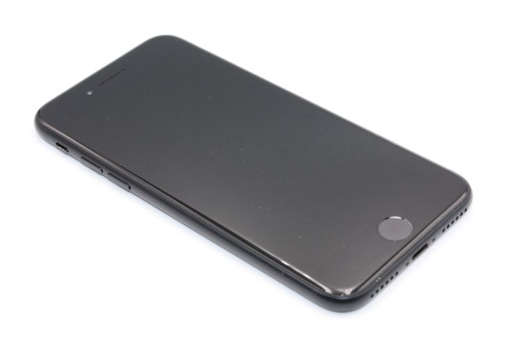 �Хåƥ꡼�����ɹ�(100%) iPhoneSE ��3���� 64GB SIM�ե꡼ B���