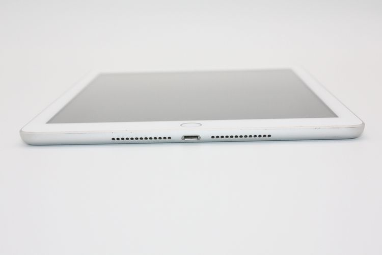 iPad��6���� 32GB Wi-Fi+Cellular��ǥ� SIM���å�����Ѥ� B���