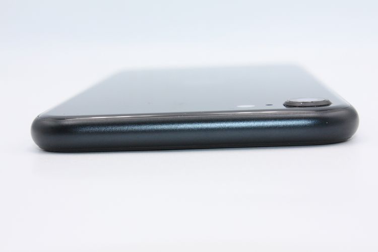 iPhoneSE ��3���� 64GB SIM�ե꡼ �ߥåɥʥ��� C���