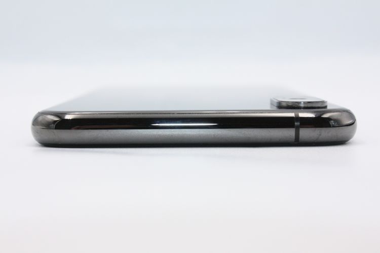 iPhoneXS 64GB ���ڡ������쥤 SIM���å�����Ѥ� C���