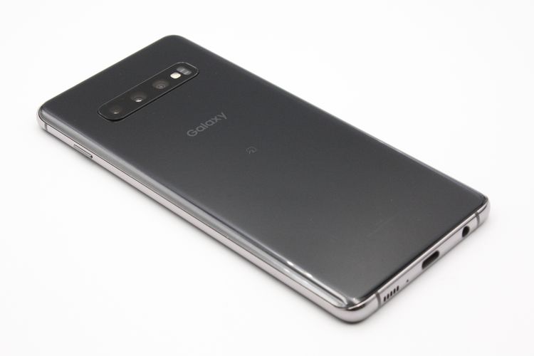 �������ò� Galaxy S10+ SCV42 SIM���å�����Ѥ� �ץꥺ��֥�å� B���