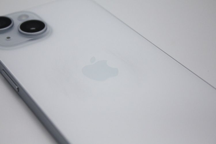 �������ò� �Хåƥ꡼�����ɹ�(100%) iPhone 15 128GB SIM�ե꡼ �֥롼