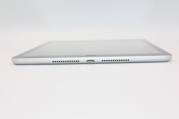 iPad ��9���� 64GB Wi-Fi + Cellular��ǥ� ����С� B���